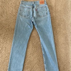 Levi’s 501 Jeans in Light Wash